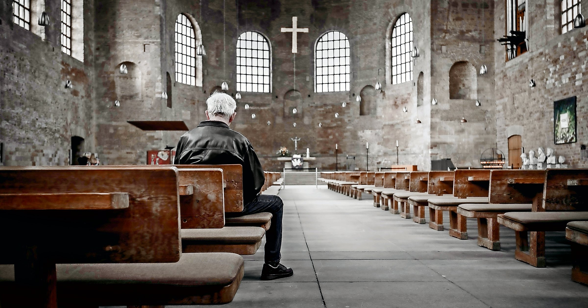 Im Abstand verbunden KirchenZeitung für das Bistum Aachen