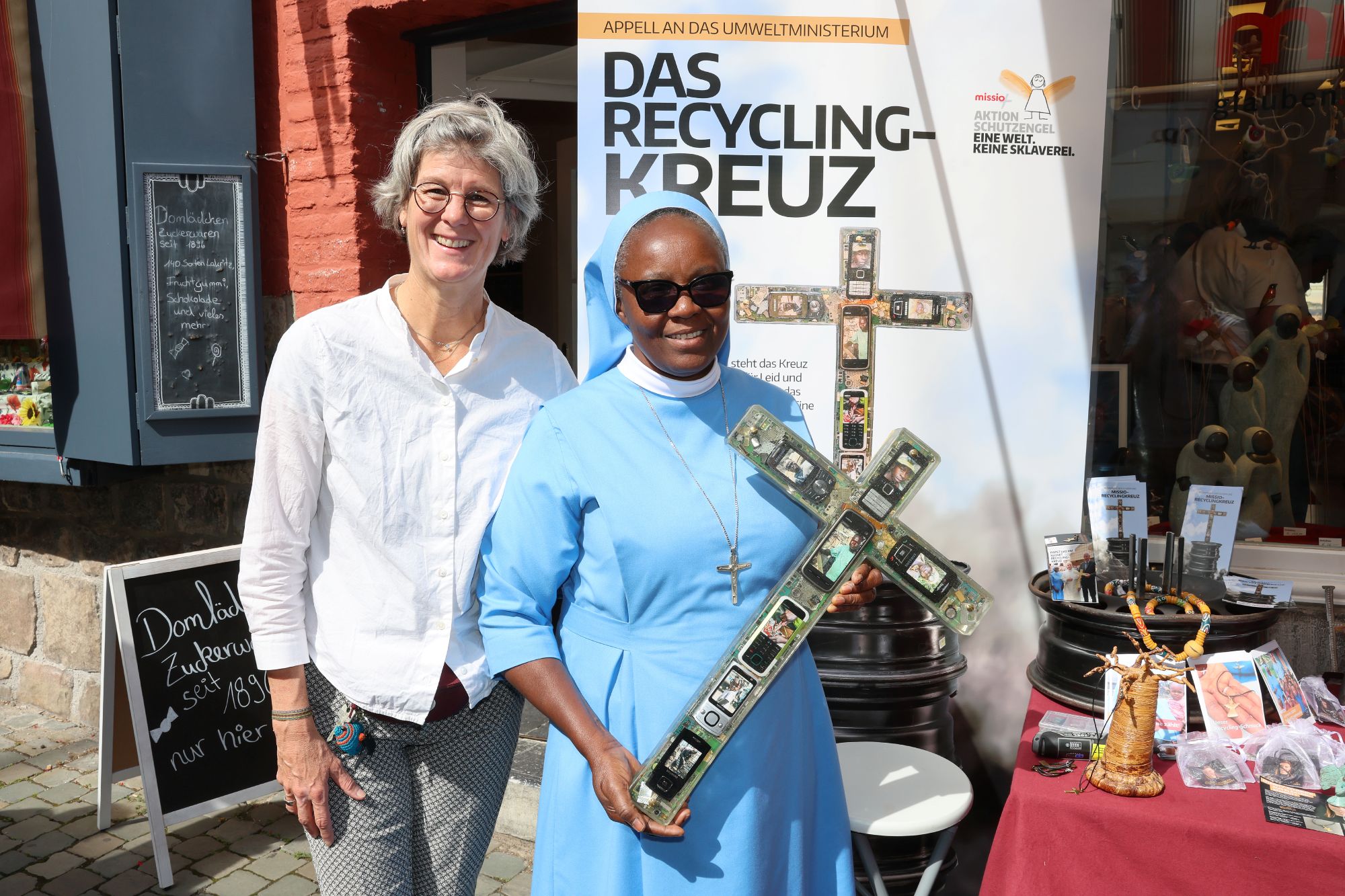 Recycling: Das Kreuz entstand aus den Resten einer Klimaanlage. (c) Bistum Aachen/Andreas Steindl