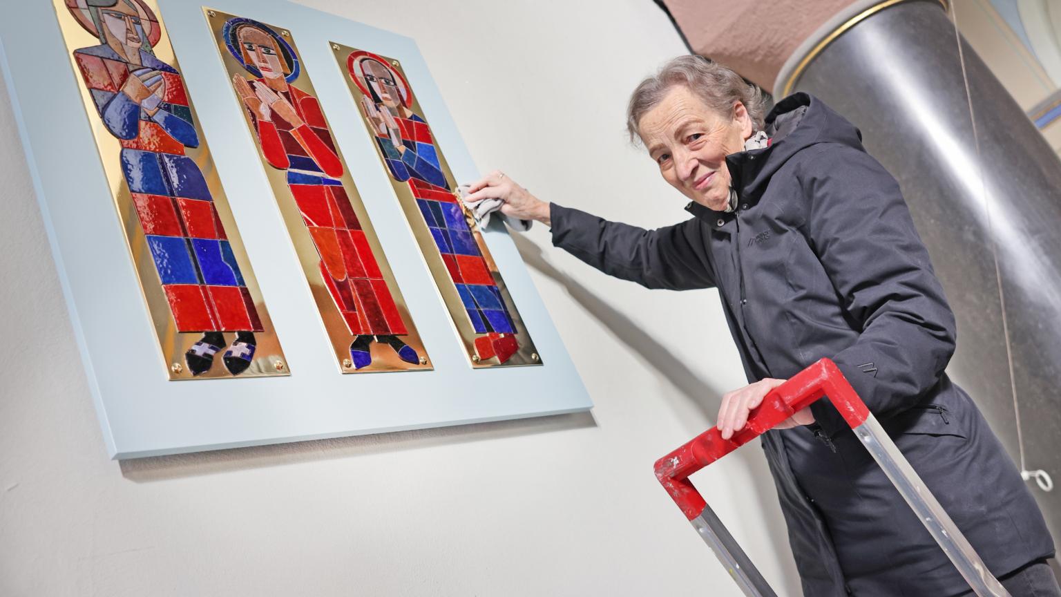 Marianne Blasel, Vorsitzende des Kirchenbauvereins Frankenberger Dom in der katholischen Pfarrei  St. Gregor von Burtscheid, hat sich intensiv für die Suche nach den verlorenen Kunstwerken eingesetzt. (c) Bistum Aachen/Andreas Steindl