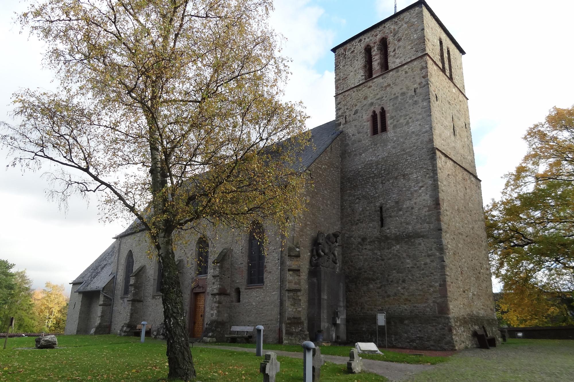 Auf dem Rymelsberg thront St. Martinus Langerwehe.