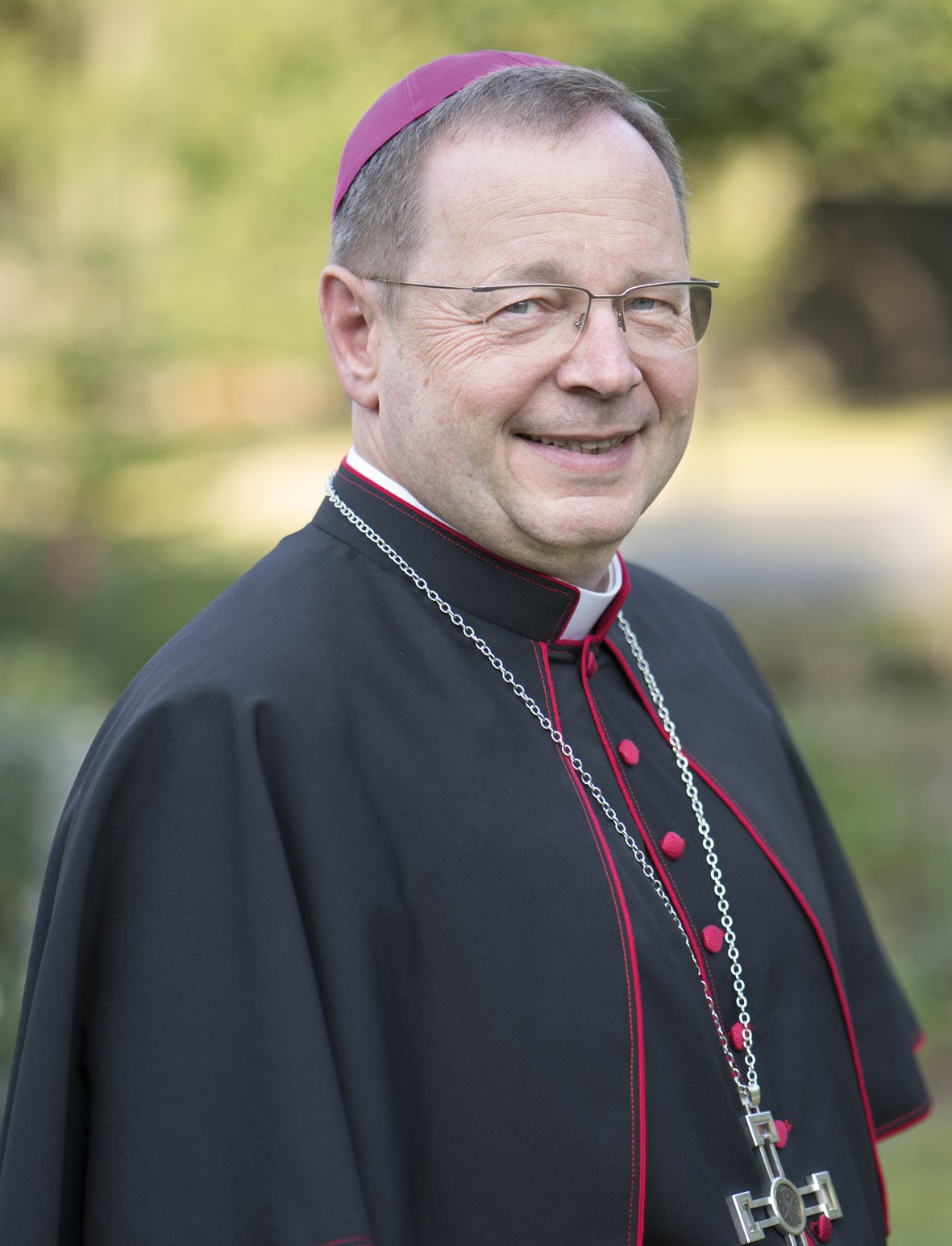 Dr. Georg Bätzing, Vorsitzender der Deutschen  Bischofskonferenz (c) Deutsche Bischofskonferenz/Jessica Krämer