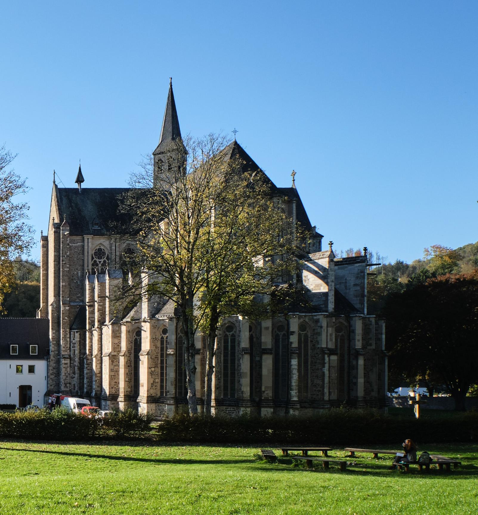 Vom Aachener Dom aus knapp 100 km östlich: der Altenberger Dom (c) privat