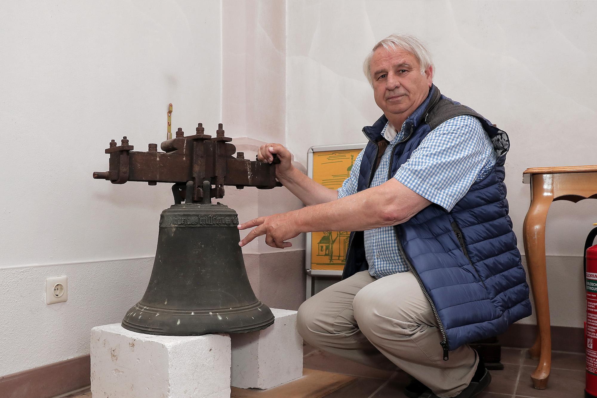 Charly Foncken hat zur Geschichte der kleinen Glocke in St. Margareta geforscht.