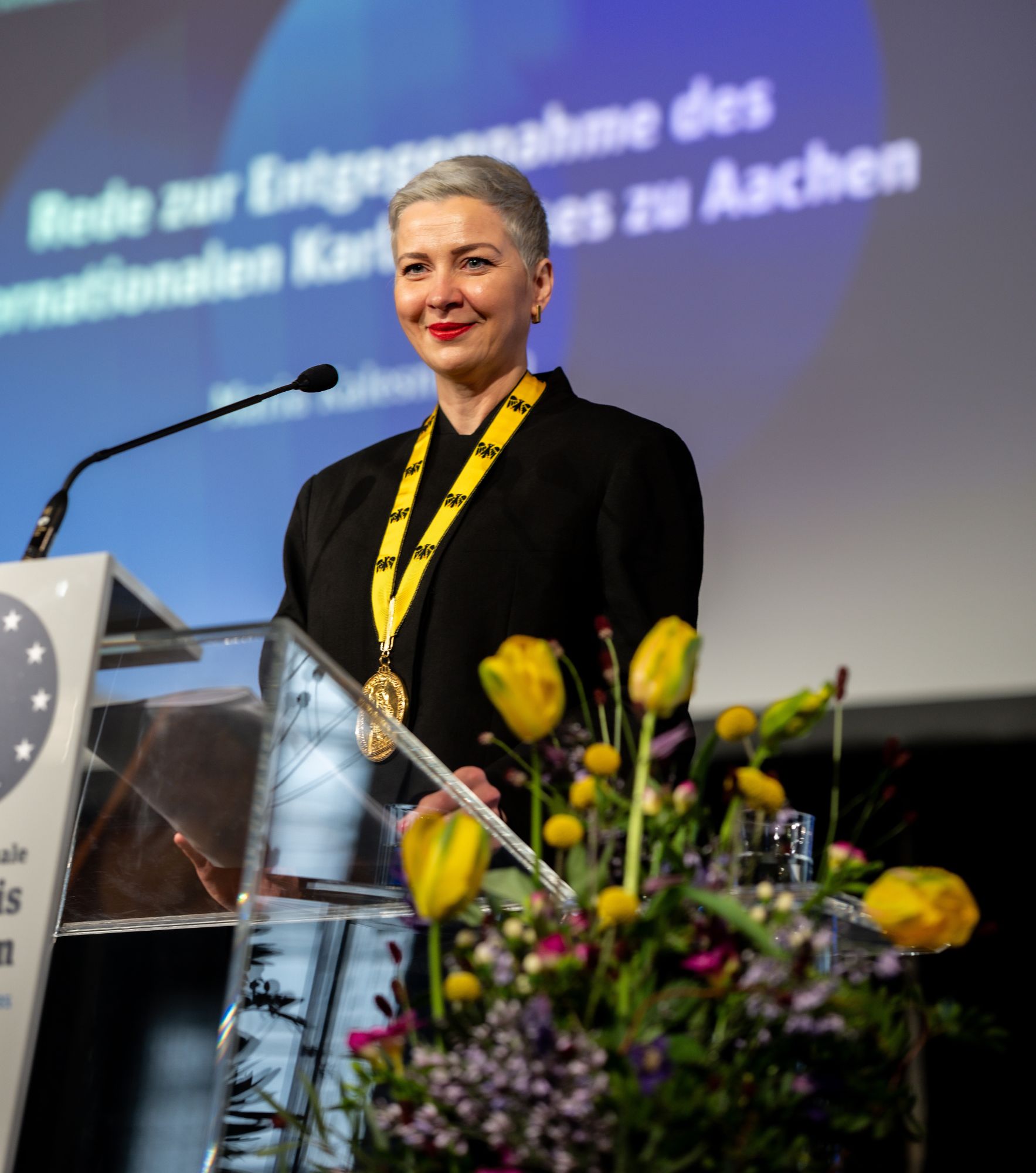 (c) Christian van t'Hoen