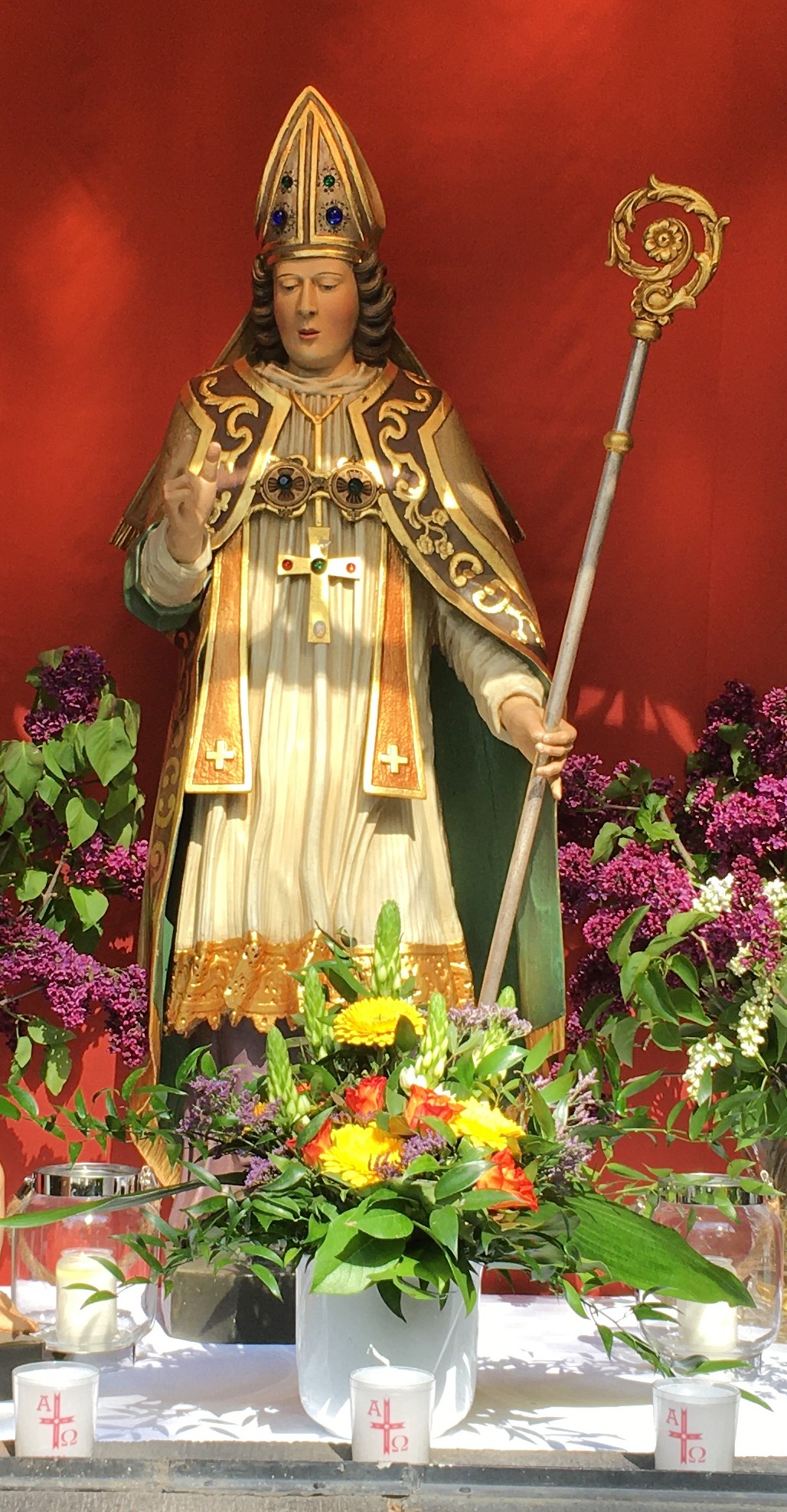 Godehard war bei den Menschen sehr beliebt, weil er sich um die Armen, Kranken und Bedürftigen kümmerte. (c) privat