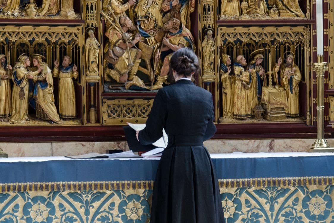 Frauen am Altar sind immer noch keine Selbstverständlichkeit.