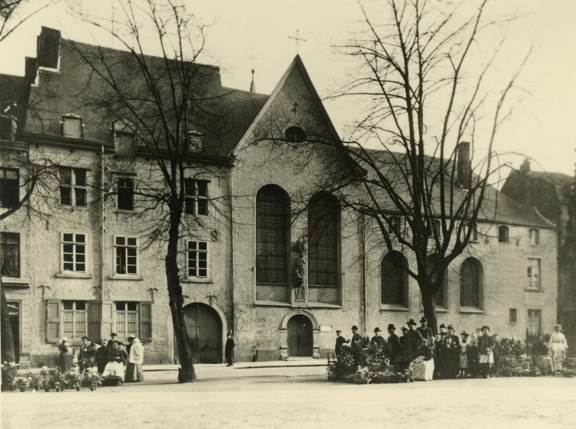 Im Gasthaus am Radermarkt (1622 bis 1904) nahm die  Geschichte der Elisabethinnen und ihr Wirken seinen Anfang. (c) Elisabethinnen Aachen