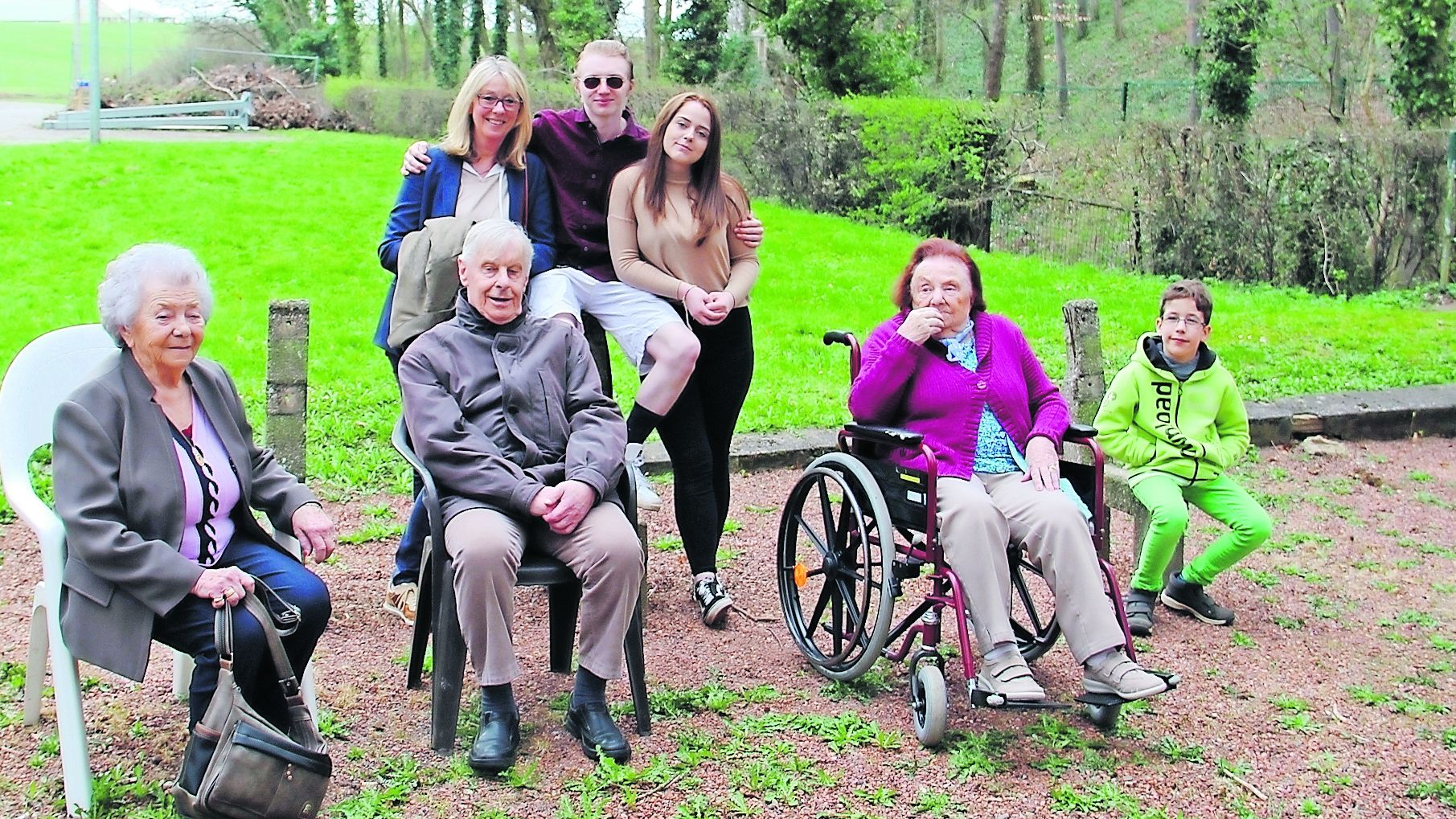 Die Ausflüge in den Park des Marienheims zählen für die Senioren zu den Höhepunkten. (c) Andrea Thomas