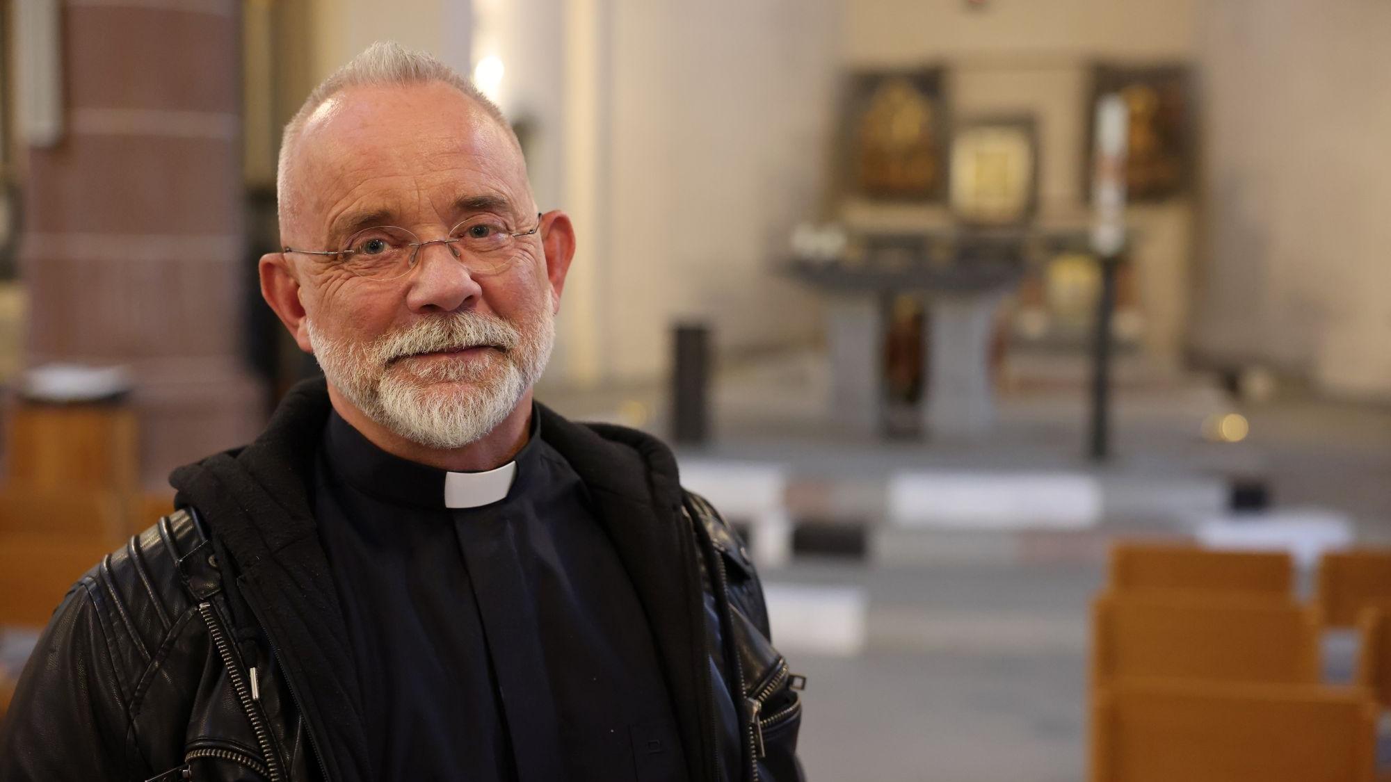 Die Idee, in St. Cyriakus ein Kolumbarium zu errichten, war nicht unumstritten. „Daraus ist ein Segen geworden“, ist Ernst-Joachim Stinkes überzeugt. (c) Stephan Johnen