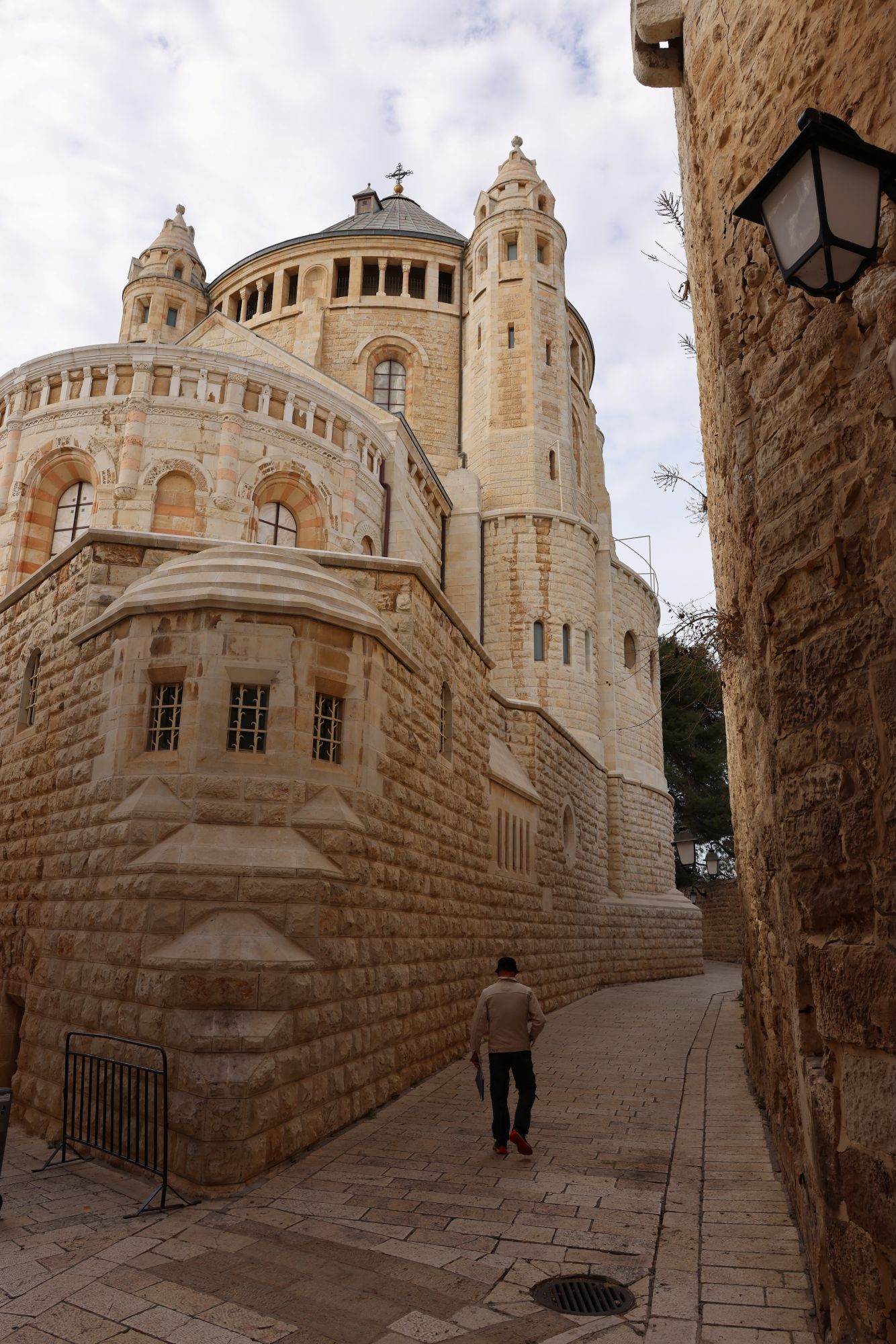  Abtei Dormitio: Das Kloster auf dem Berg Zion  gehört zu den meistbesuchten christlichen Stätten.  (c) Stephan Johnen