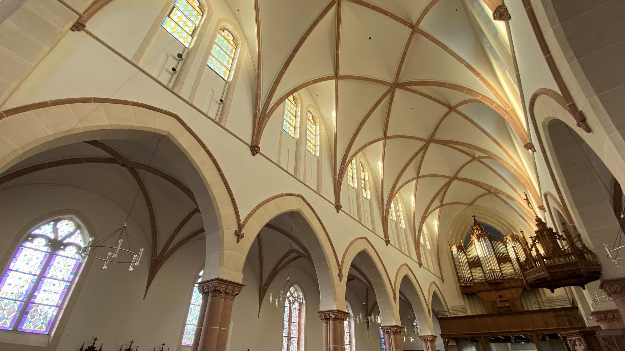 Nun sind die Gemeinden in den pastoralen Räumen auch zivilrechtlich unter einem Dach vereint.