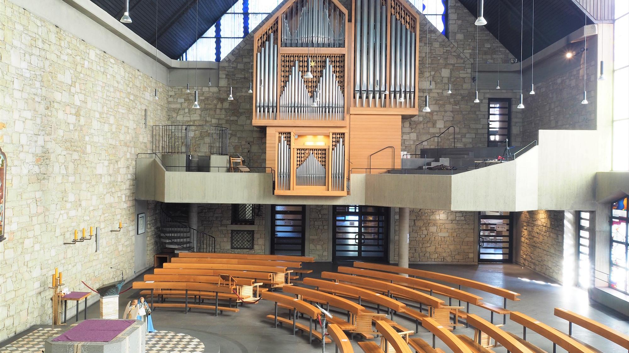 Eine Kirche mit Nachklang und damit der Akustik eines Konzertsaals ist die Kirche Christus Salvator. (c) Andreas Drouve