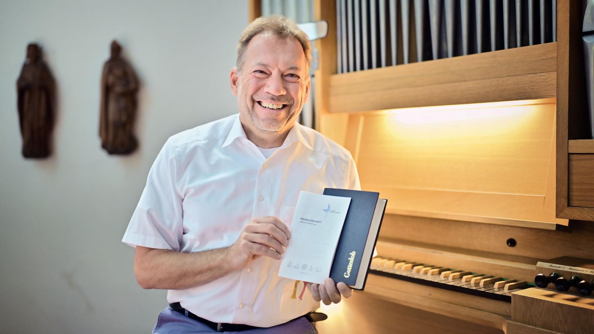 ZWei Jahre lang ging Kirchenmusiker Norbert Jachtmann auf Recherche und erhielt viel Feedback vom Kinderchor. (c) Andreas Bischof