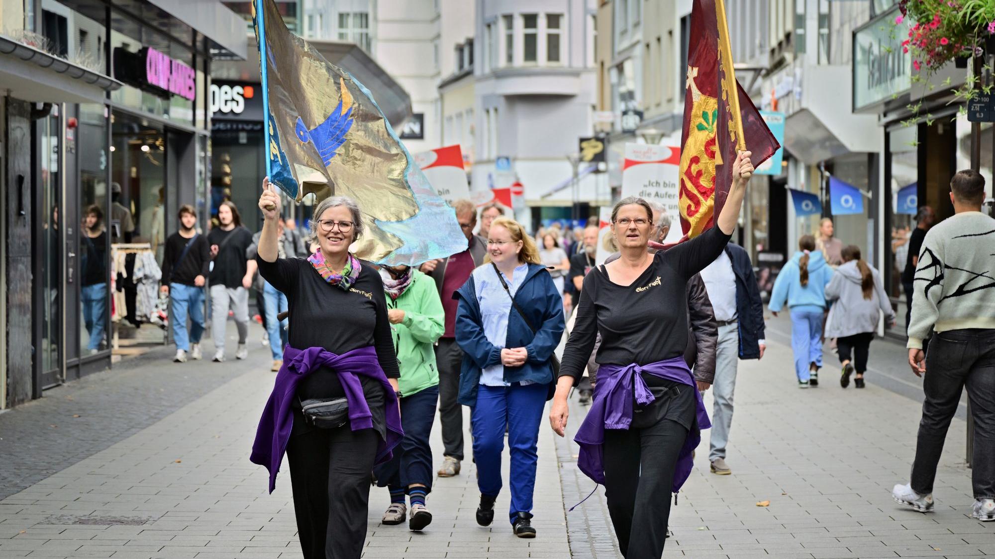 Der Weg zum Neumarkt führte für Teilnehmende auch durch die Hochstraße. (c) Andreas Bischof