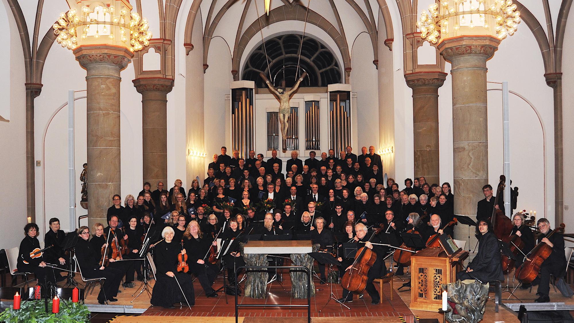 Auftakt zum Jubiläumsjahr war ein weihnachtliches Konzert in der Kirche St. Laurentius mit dem Kammerorchester der Gemeinde. (c) Chor St. Laurentius