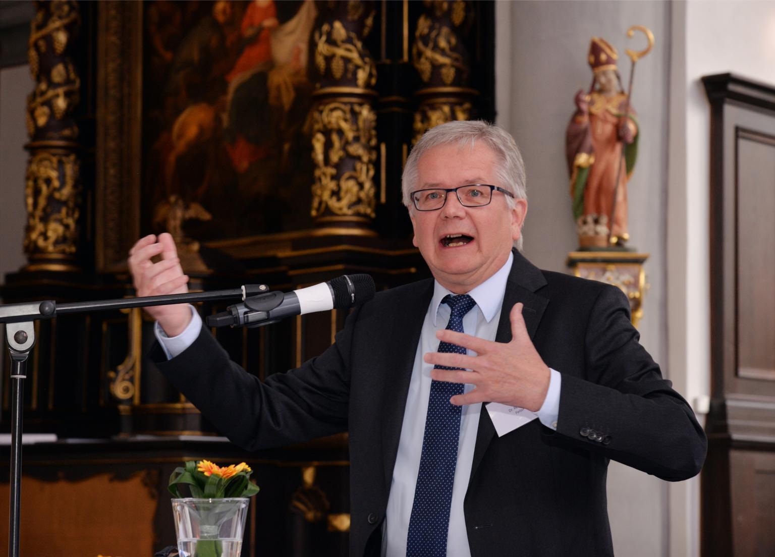 Der Pastoraltheologe Reinhard Feiter mahnt an, bei den Zukunftsdiskussionen nicht so zu tun, als gebe es keine geschichtlich  gewachsenen Traditionen. (c) Diözesanrat/Andrea Schmitter