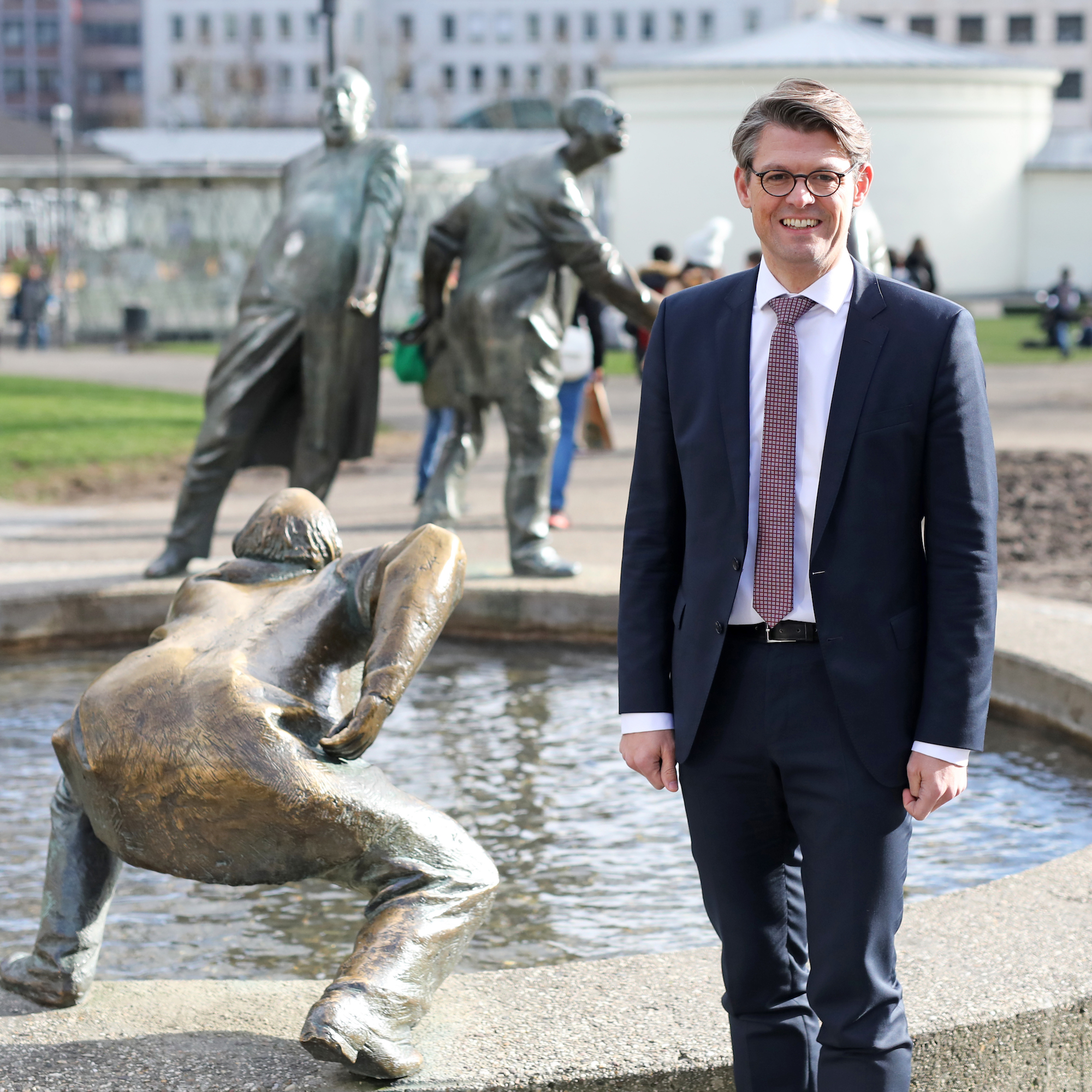 Ein Finanzdirektor mit Werten und Idealen: So gestaltet Martin Tölle sein Amt im Kreislauf des Geldes. (c) Bistum Aachen/Andreas Steindl