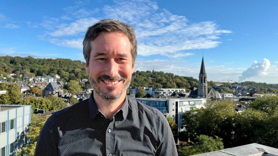 Michael Leuchner ist Professor an der RWTH Aachen und leitet das Lehr- und Forschungsgebiet Physische Geographie und Klimatologie. (c) RWTH Aachen/Julia Peschges