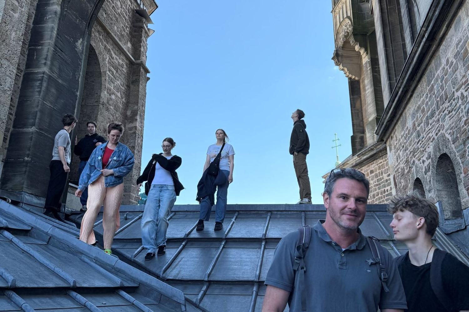 Dem Dom aufs Dach steigen – das darf sonst nur das Team der Dombauhütte.