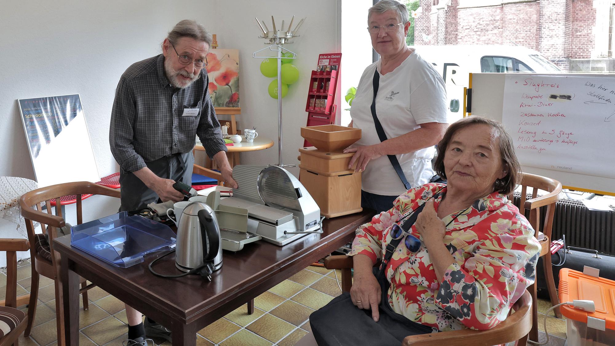 Anton Rinken, Ursula Zanders und Hedwig Knobel (v. l.) (c) Dirk Jochmann