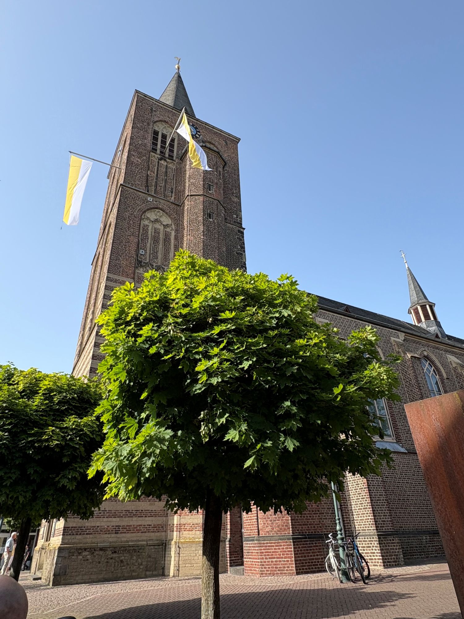 Der Glockenturm von St. Andreas ist 46 Meter hoch. 145 Stufen führen zur Glockenempore. (c) Garnet Manecke