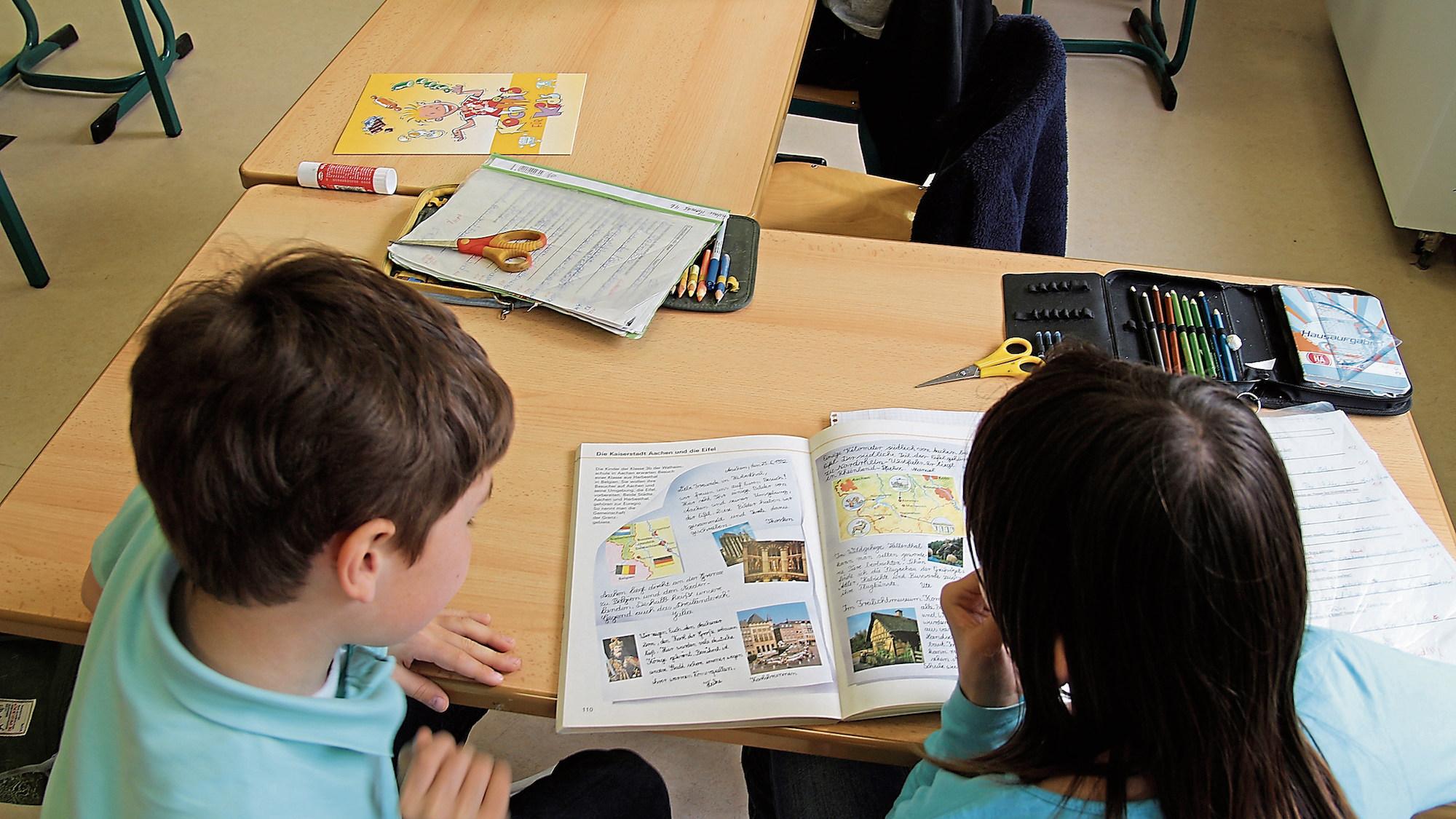 In den katholischen Schulen im Bistum Aachen gilt „Bildung ermöglichen.  Schule gemeinsam gestalten“. (c) Dorothée Schenk