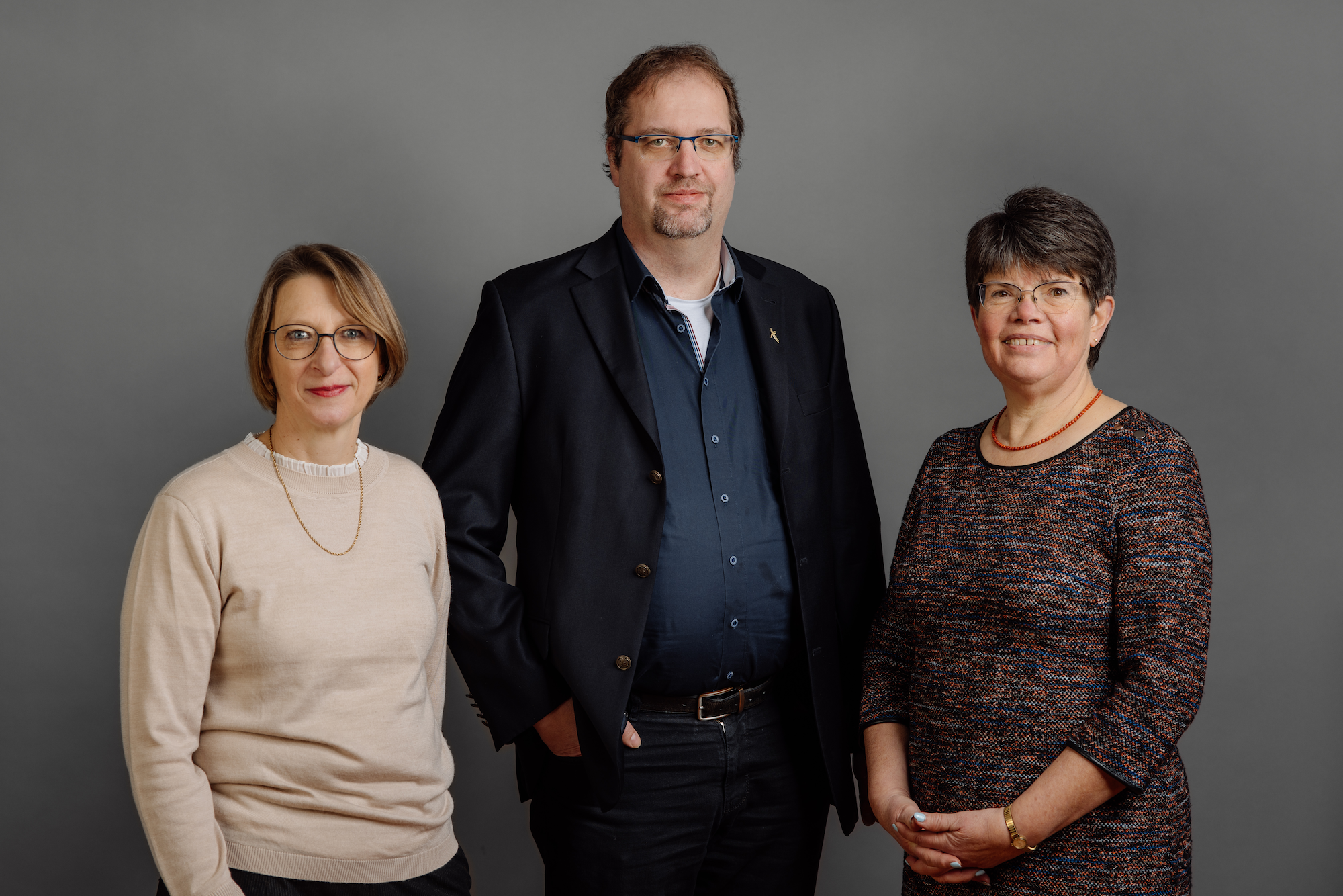 Das Regionalteam Krefeld: Sabine Rother-Hauser, Pfarrer Thorsten Obst und Elisabeth Vratz (v. l.). (c) Bistum Aachen/Martin Braun
