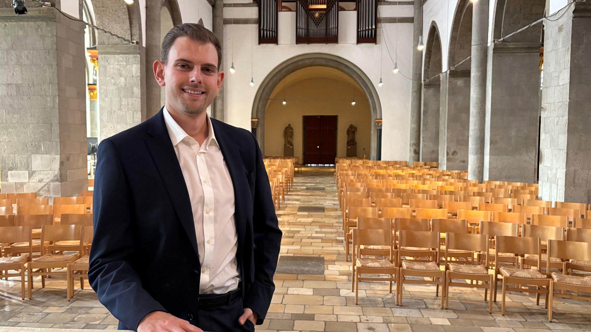 Die Münster-Basilika St. Vitus ist Vincent Knüppes erste Station als leitender Kirchenmusiker nach seinem Studium. (c) Garnet Manecke