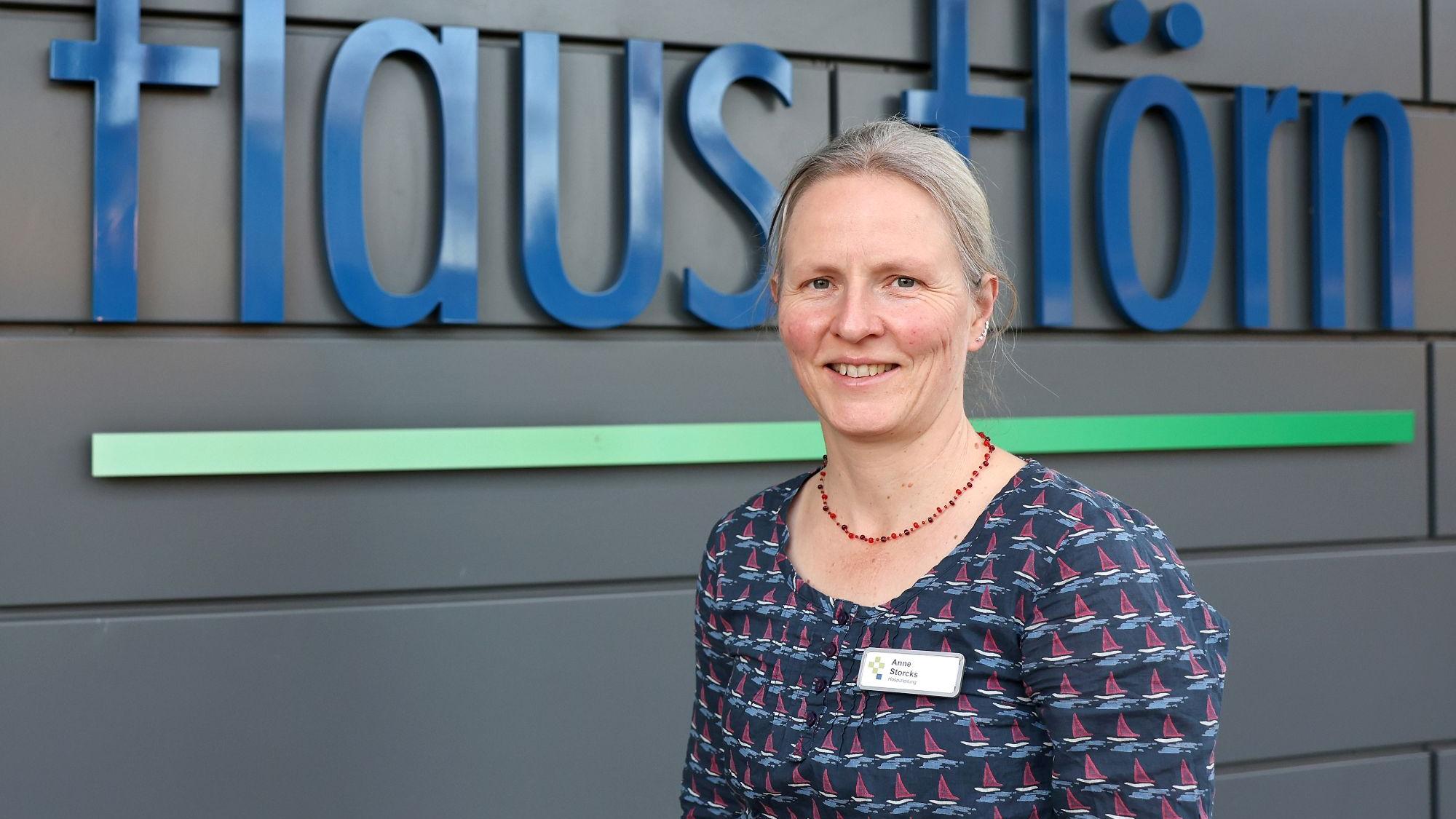 War zehn Jahre lang in der Entwicklungszusammenarbeit aktiv: Leiterin Anne Storcks arbeitet seit 2019 in Haus Hörn. (c) Dagmar Meyer-Roeger