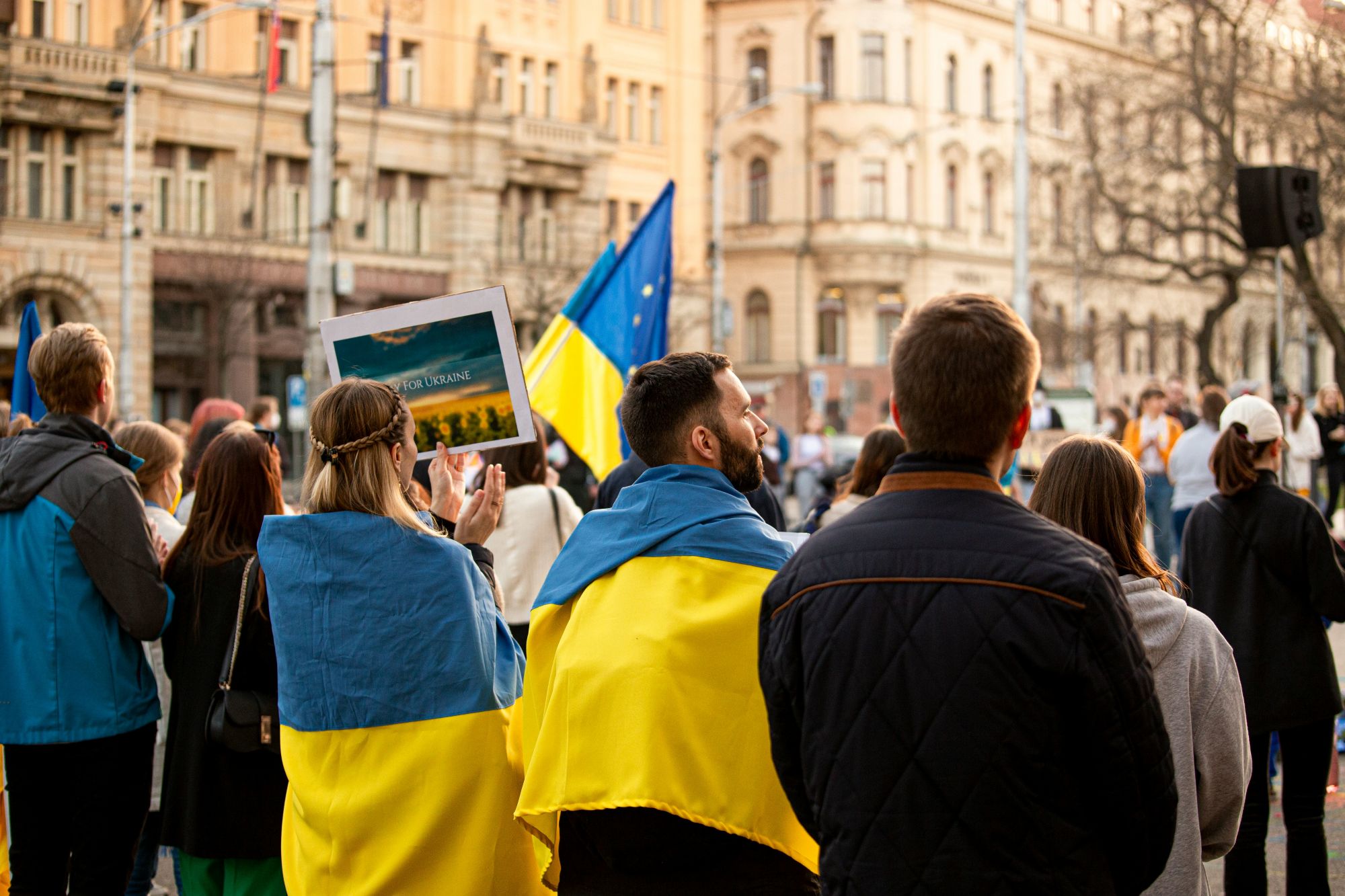 Vor vier Jahren hat Agressor Russland seinen Angriffskrieg auf die Ukraine begonnen, das Land kämpft um seine Souveränität. (c) Patrik Velich/unsplash.com