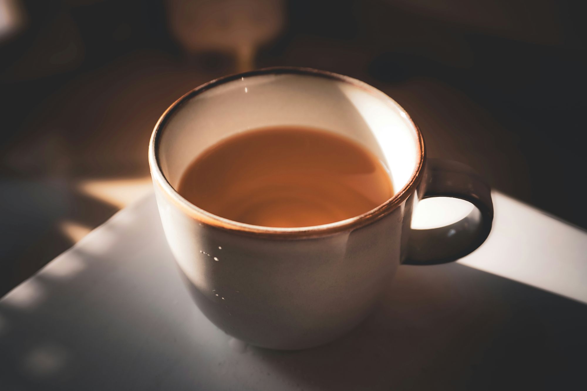 Auch das leibliche Fasten hat seinen Sinn. Viele Klöster bieten Fastenwochen nach Buchinger an. Das Erleben der eigenen Körperlichkeit, auch deren Grenzen, kommt im Alltag kaum noch vor. (c) Prajina/unsplash.com