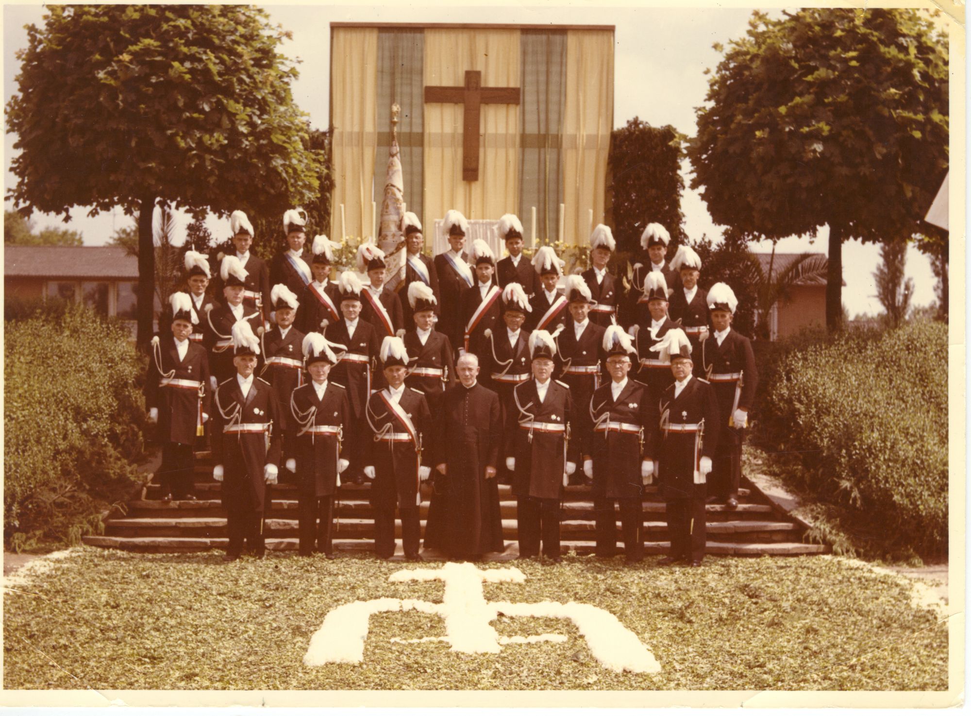 Die Eucharistische Ehrengarde Süchteln im Jahr 1958. (c) Eucharistische Ehrengarde Süchteln